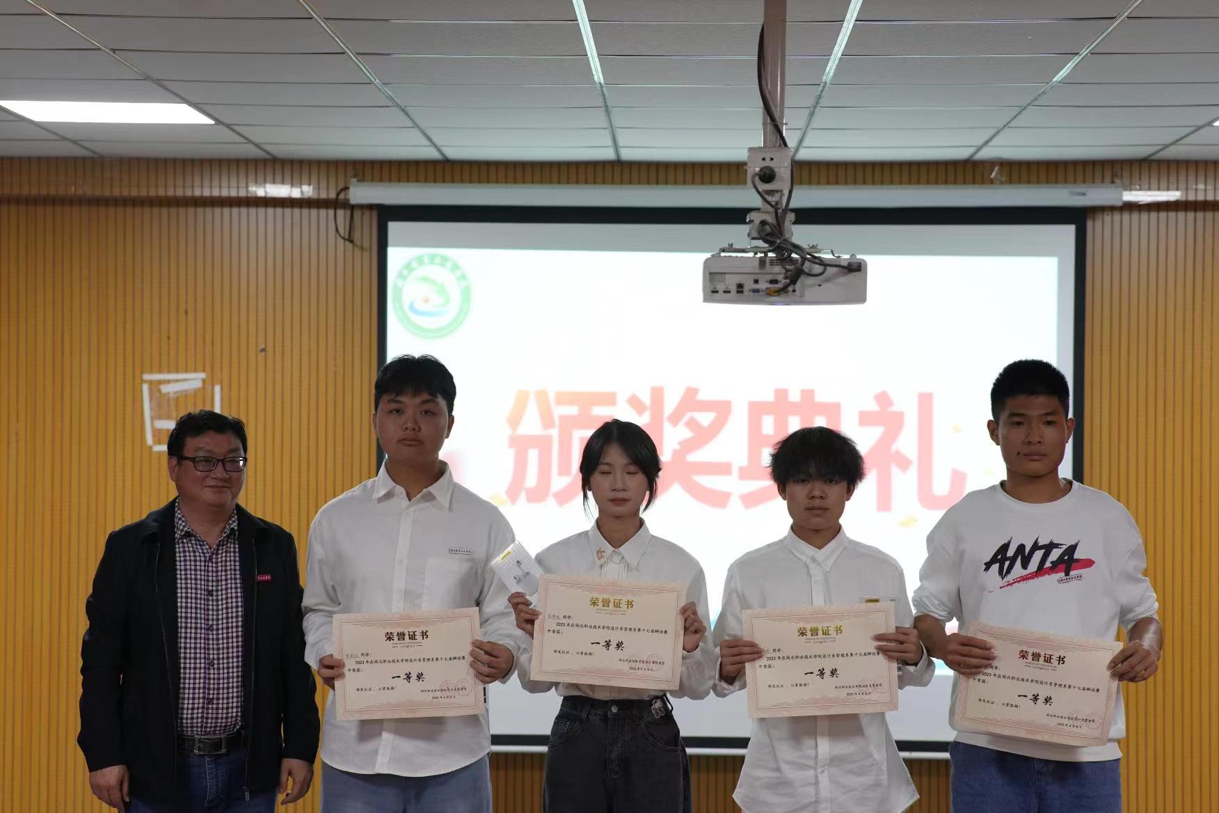 bd9e970d902ba40b429bbd9b984b571.jpg bd9e970d902ba40b429bbd9b984b571.jpg