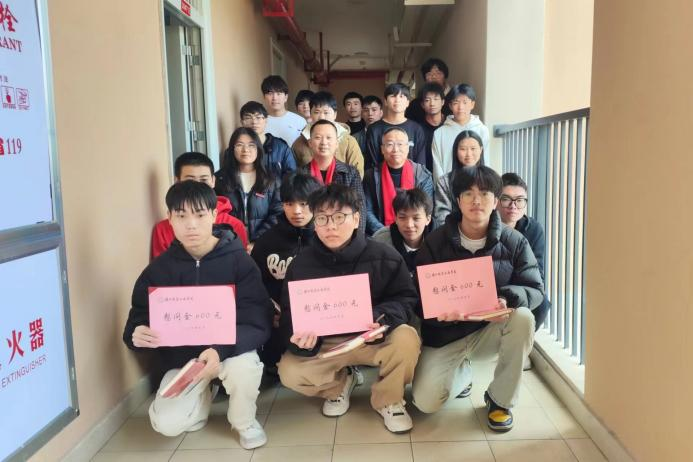 图片3.png 图片3.png