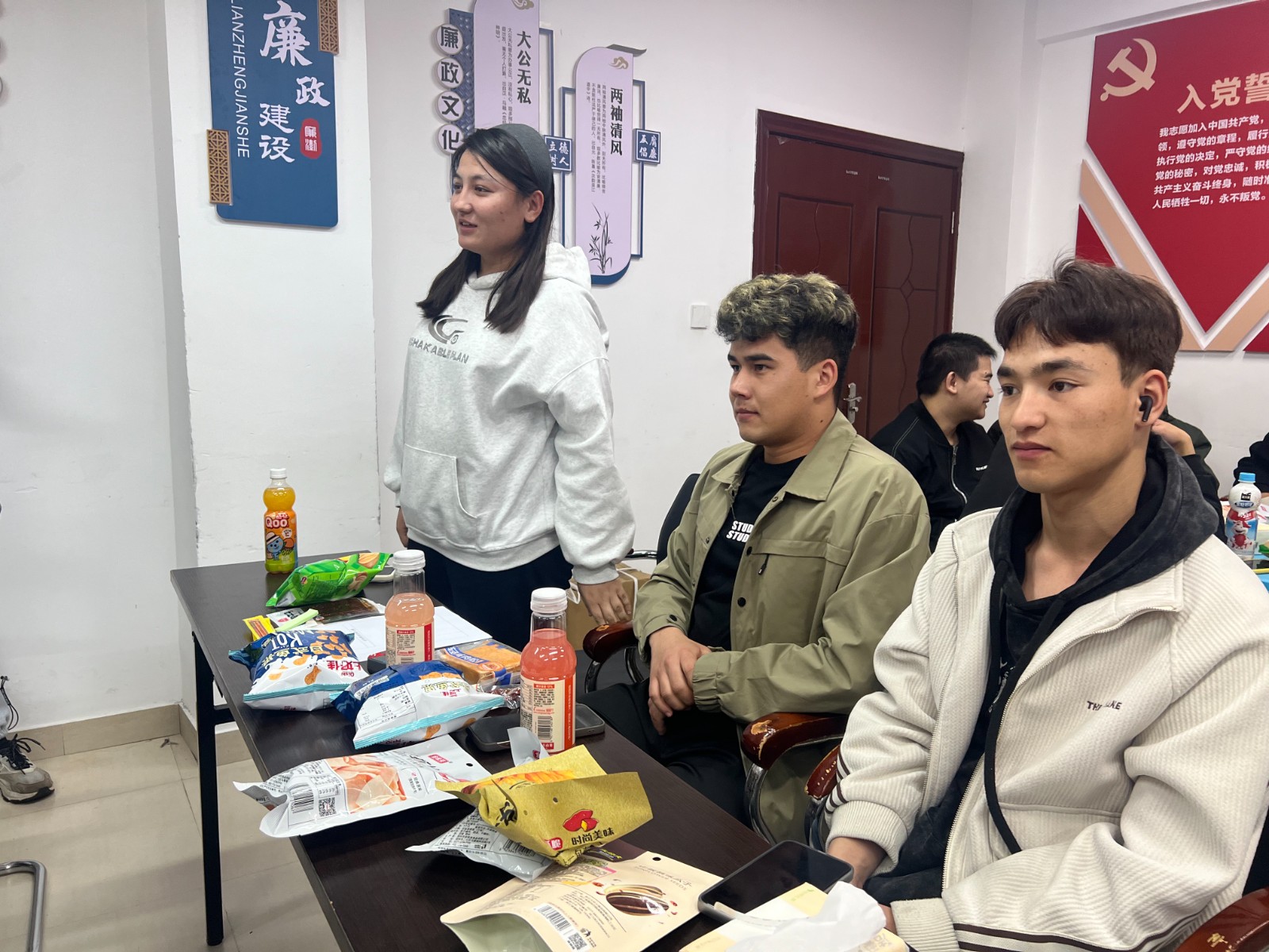 f5cf04c910aa3b920f262e882cc1aa9.jpg f5cf04c910aa3b920f262e882cc1aa9.jpg