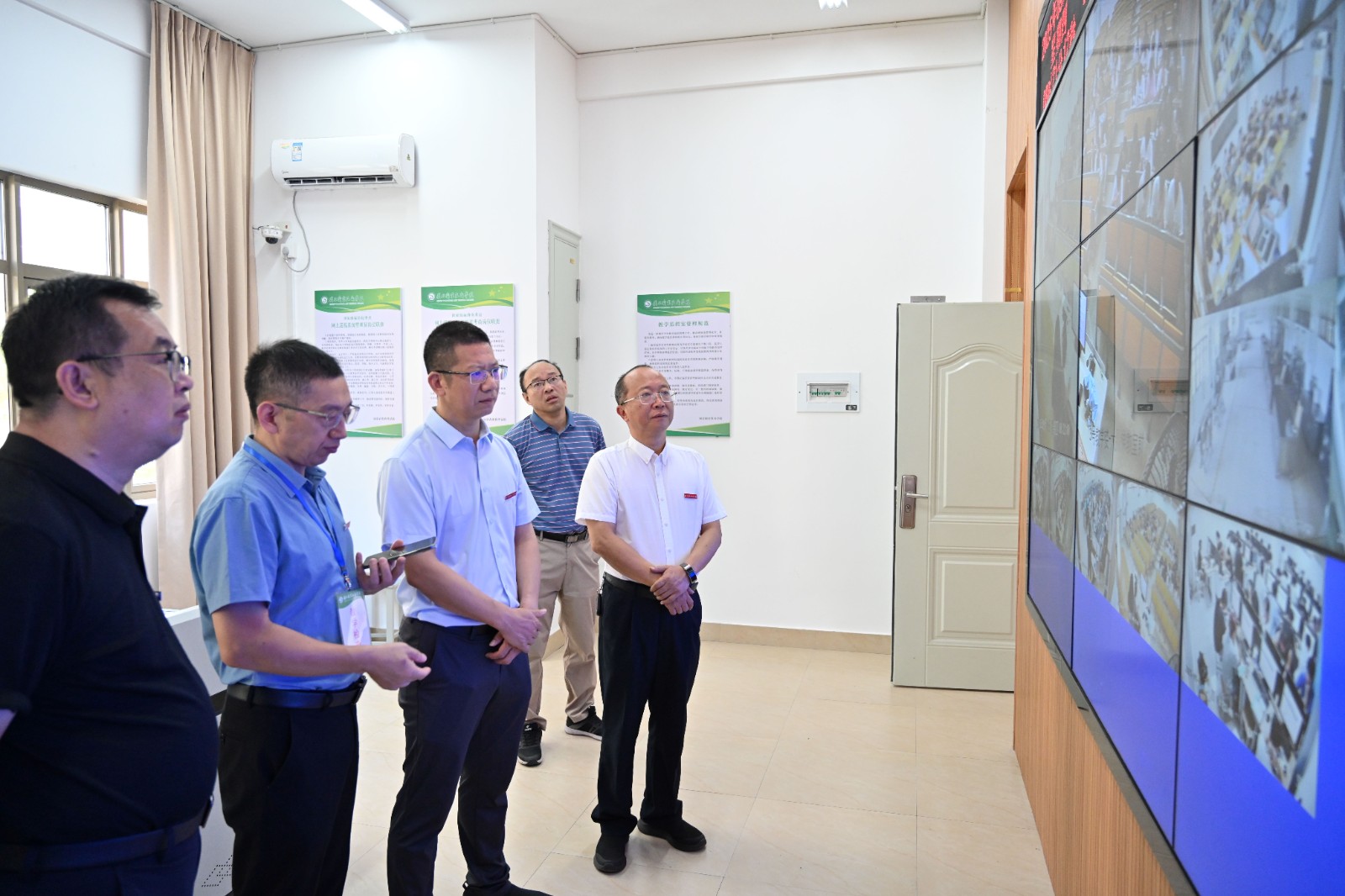 DSC_2613.JPG DSC_2613.JPG