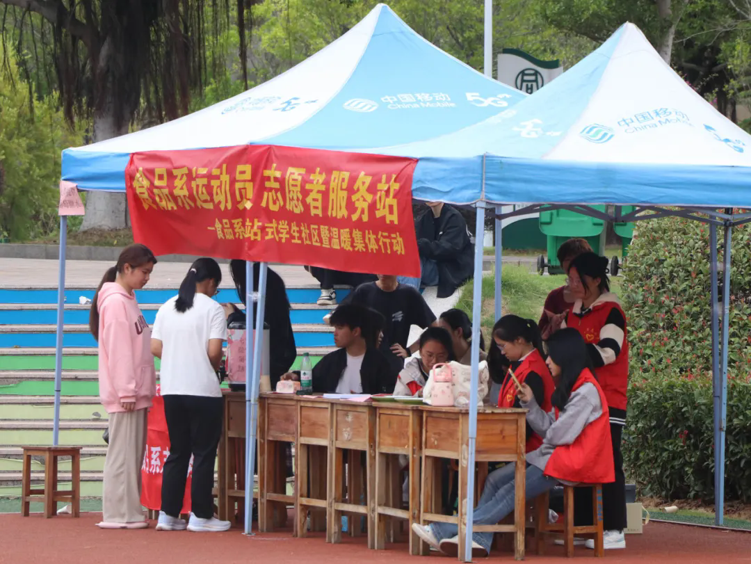 1.webp.png 1.webp.png